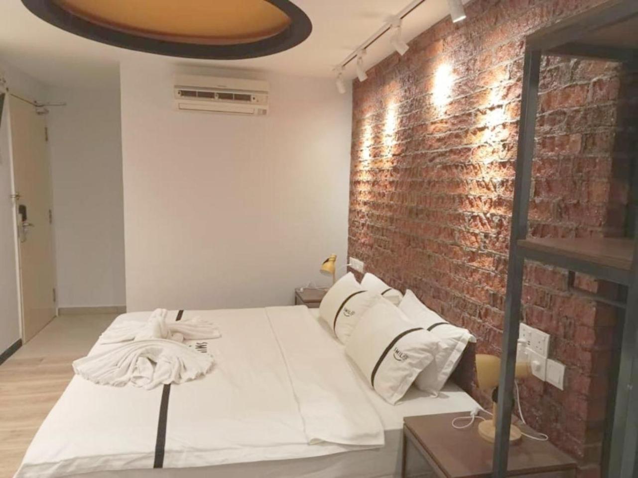 Smile Hotel Cheras Taman Segar Kuala Lumpur Buitenkant foto